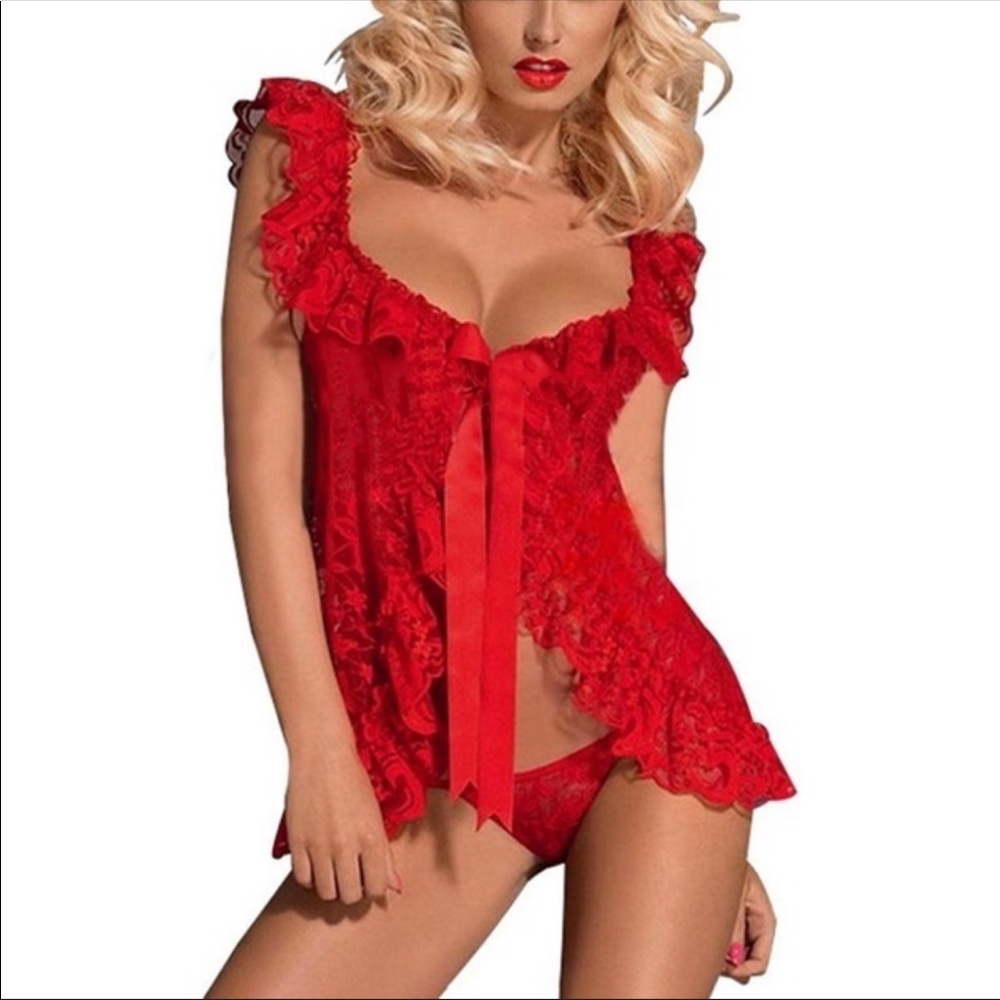 🌲🎁 one left 🎉New gorgeous red lingerie set❤️